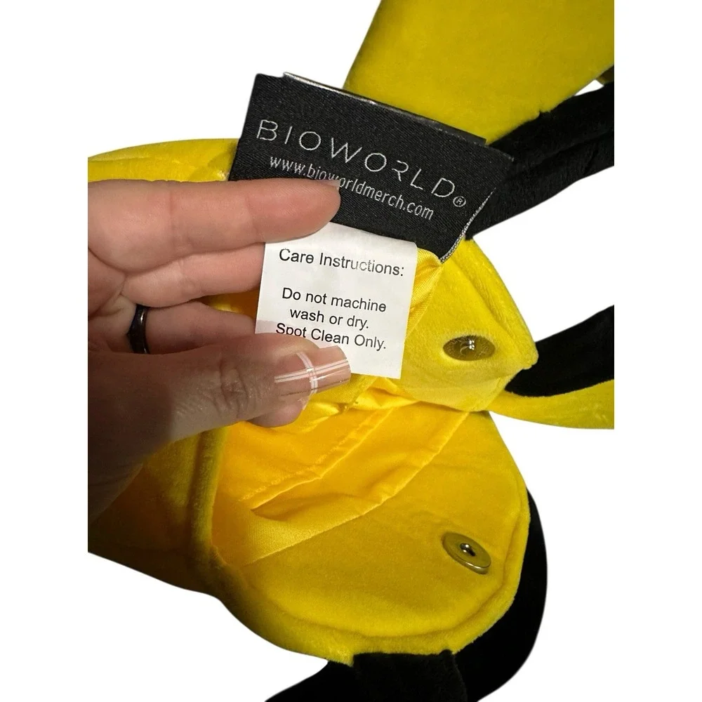 NEW bioworld‎ pokemon super soft yellow tote bag PIKACHU